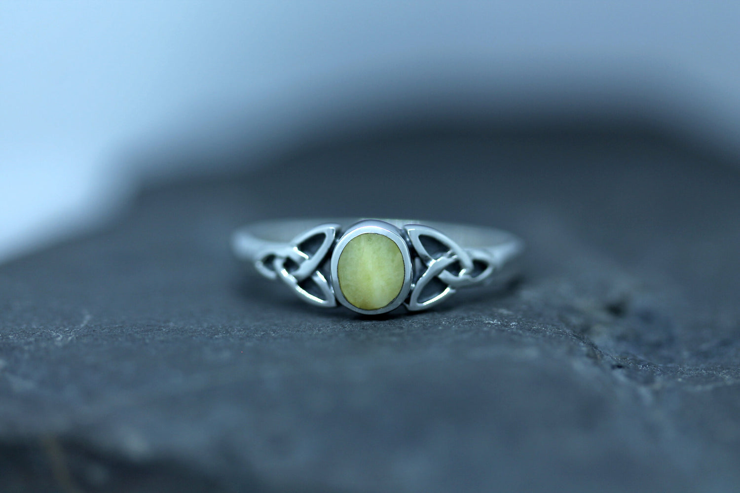 Scottish Marble Ring - Contrast Trinity