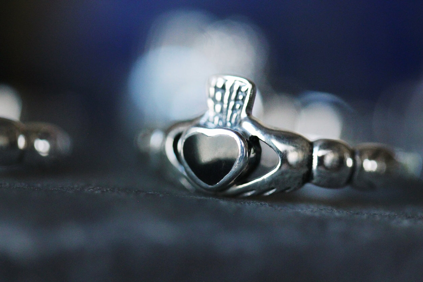 Claddagh Ring - Flat Crown with Black Onyx