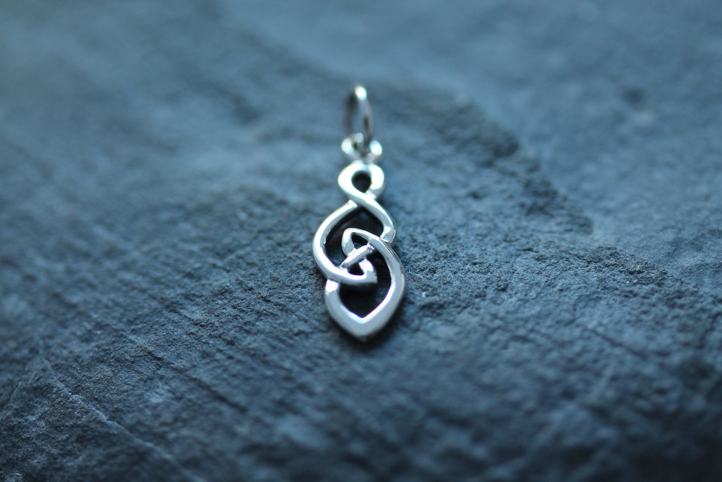 Celtic Knot Pendant/Charm - Eternity Knot