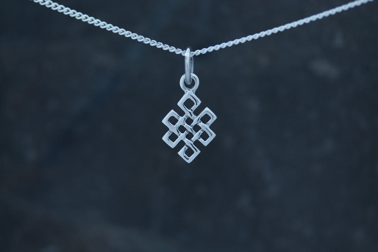 Celtic Knot Pendant - Padlock Knot