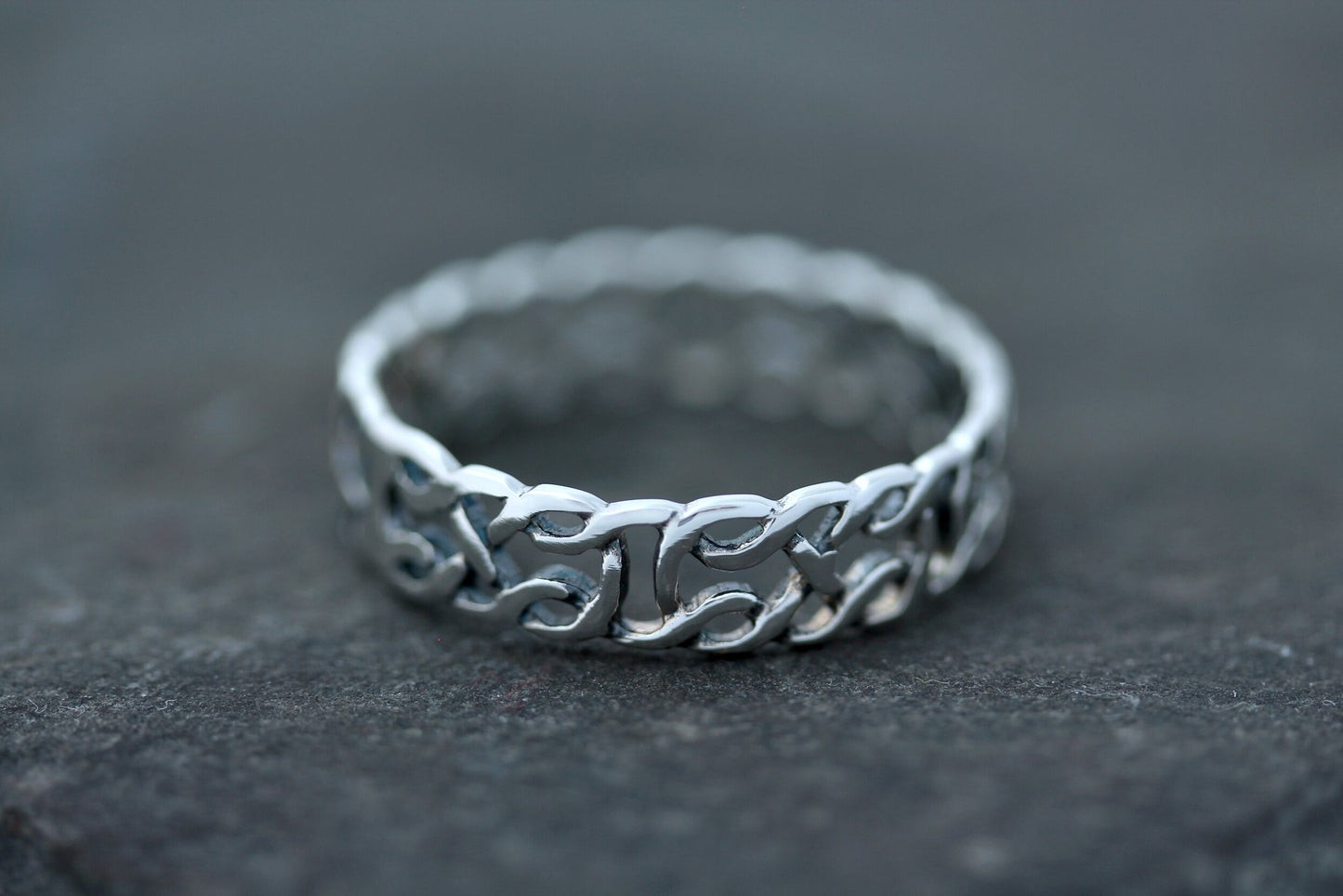 Celtic Knot Ring - Loose Eternal Plait