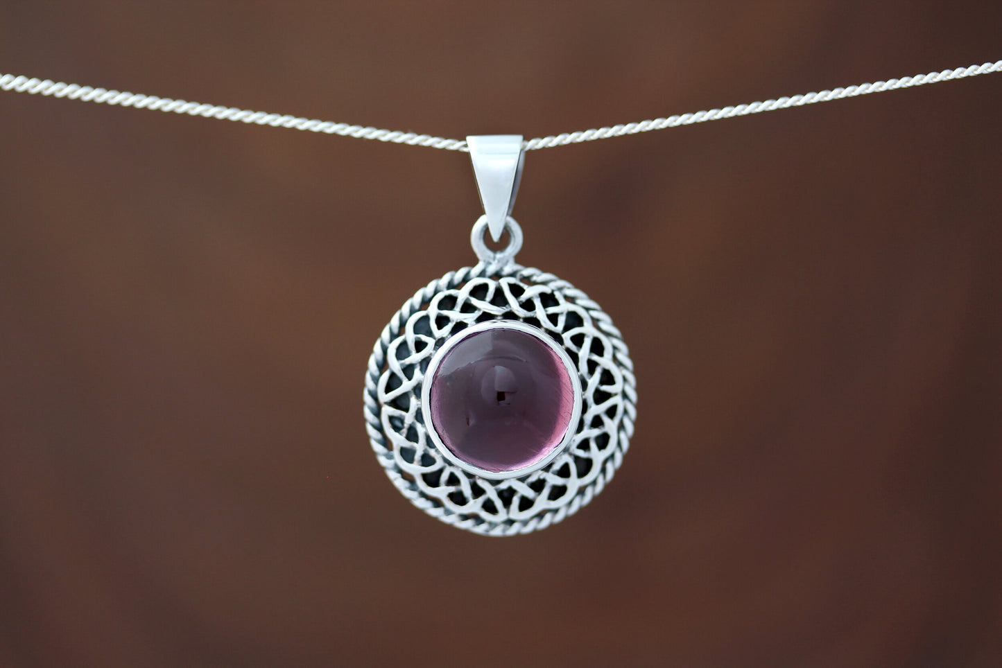 Celtic Stone Pendant - Round Knotted Border with Red Garnet