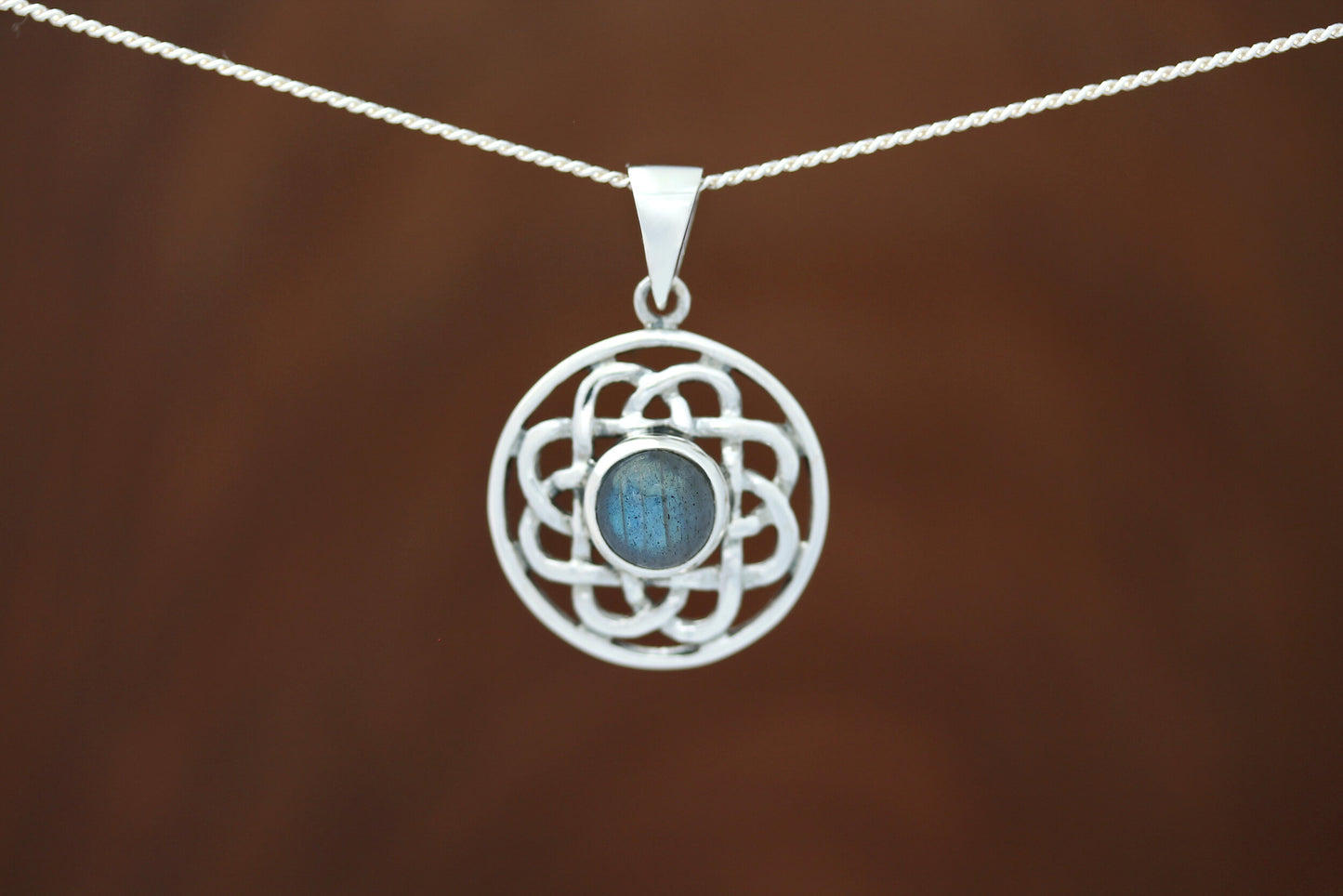 Celtic Stone Pendant - Flower Knot with Labradorite