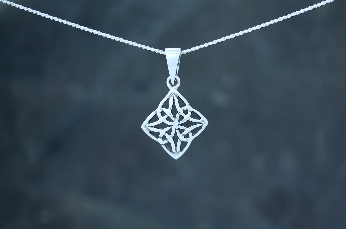 Celtic Knot Pendant - Four Season Elegance
