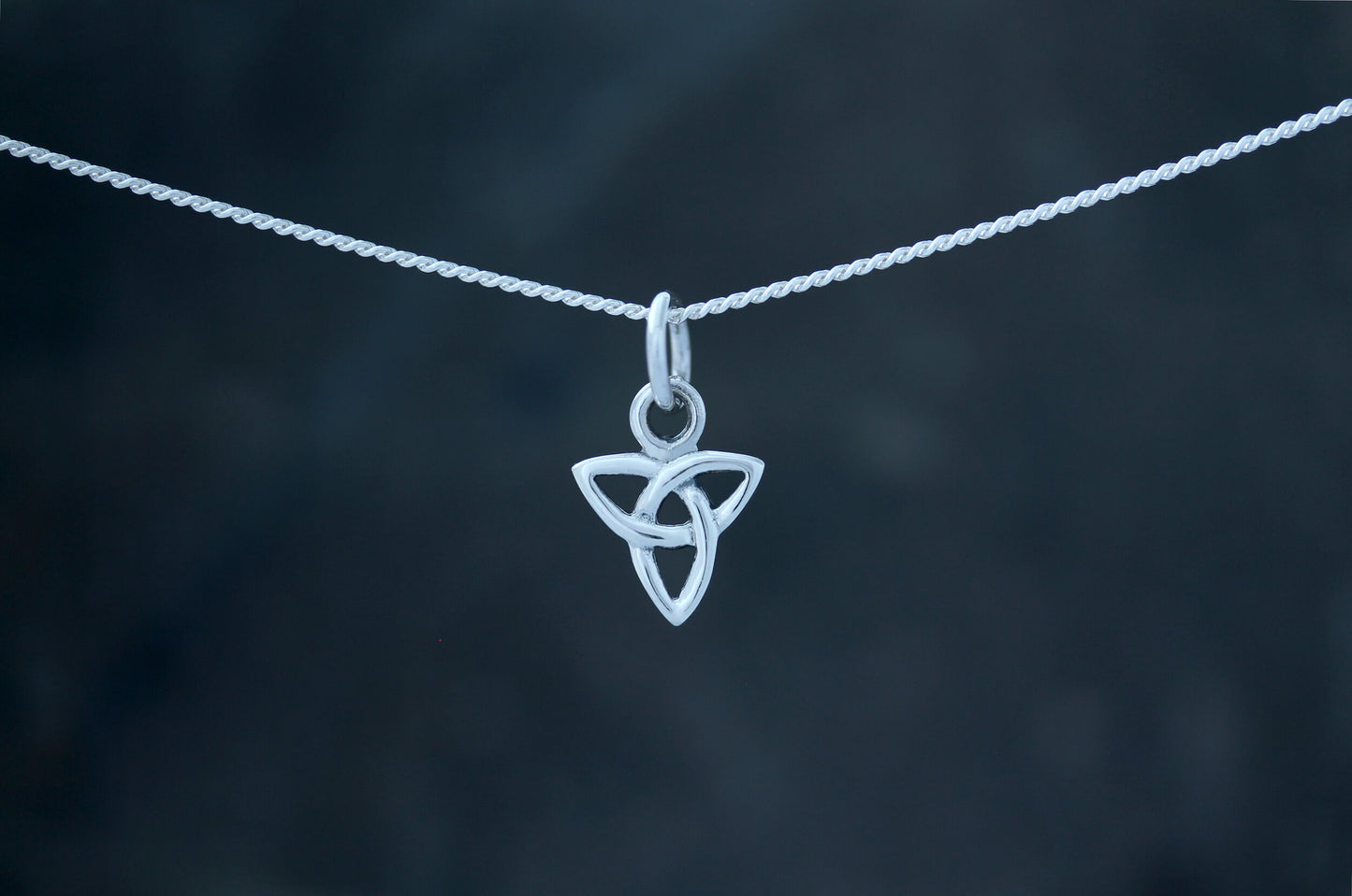 Triquetra Pendant - Downward Perfect Balance