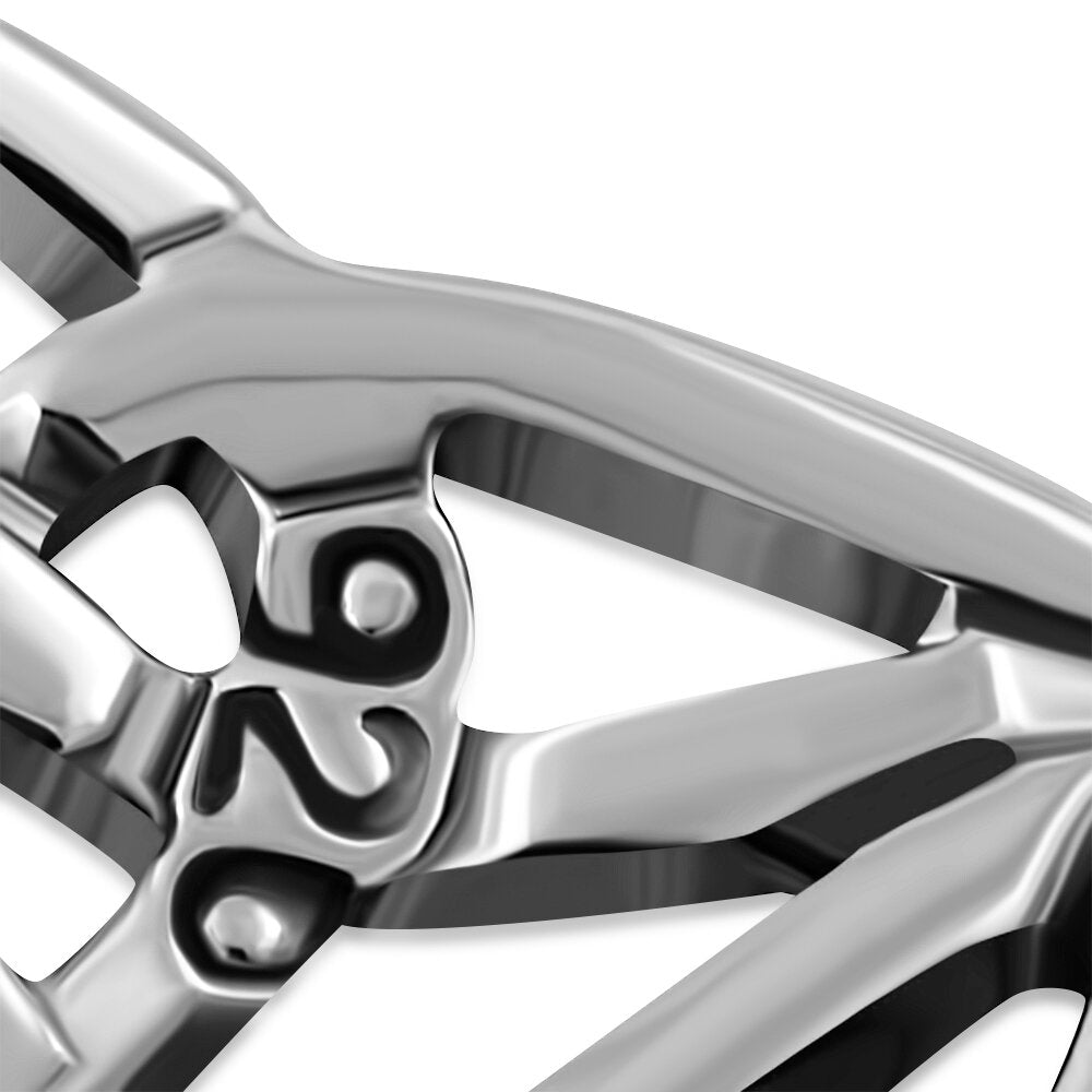 Celtic Knot Pendant - Four Season Elegance