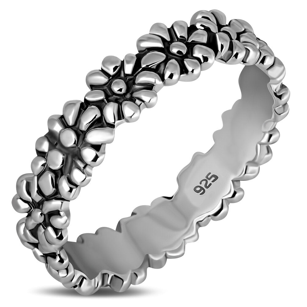 Cotemporary Ring- Daisy Wreath