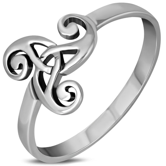 Triskele Ring - Triskele with Trinity Knot Window